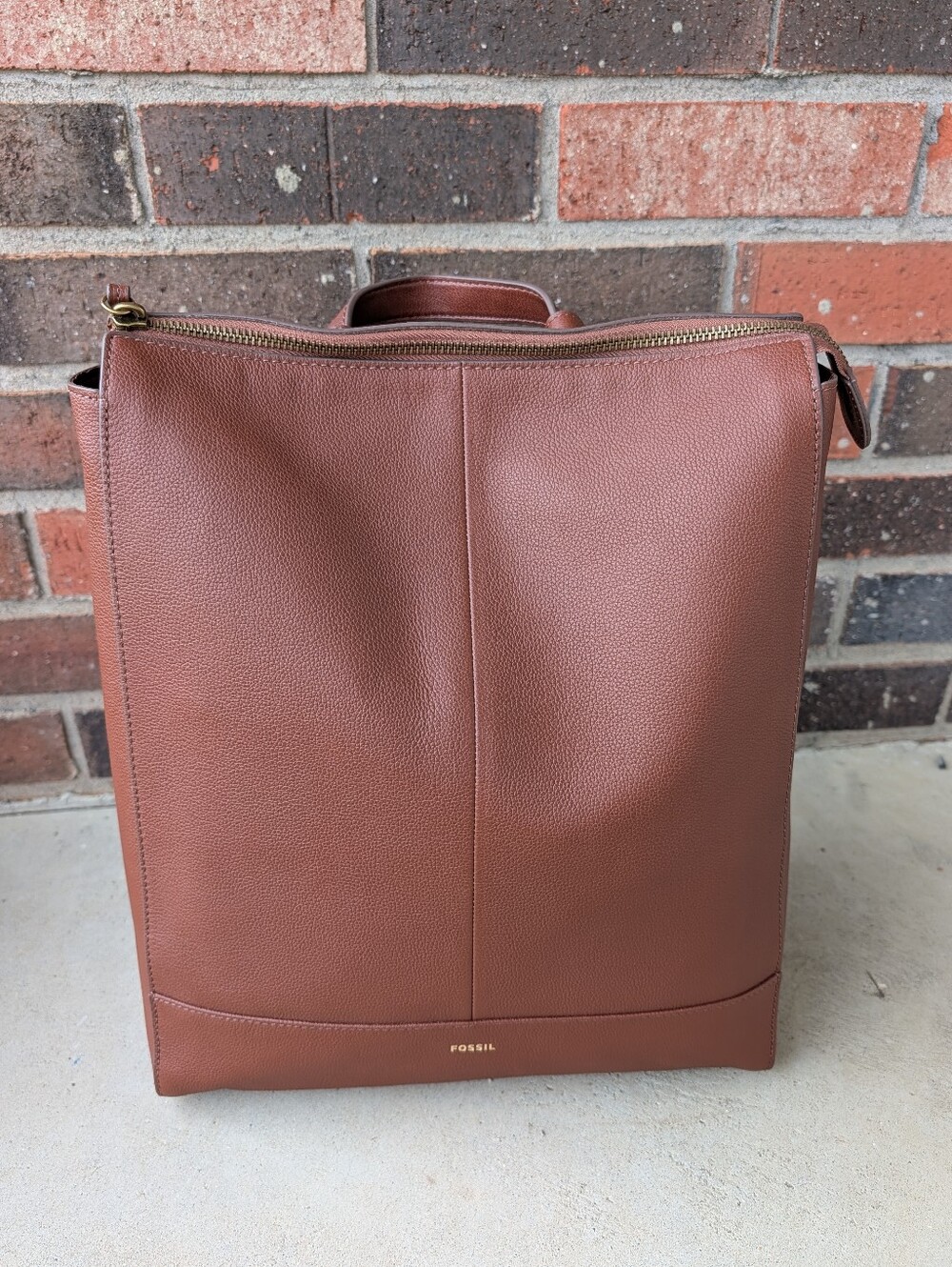 🤎EUC Fossil Brand Eilena Chestnut Brown Leather Adjustable Zip Top Backpack Bag